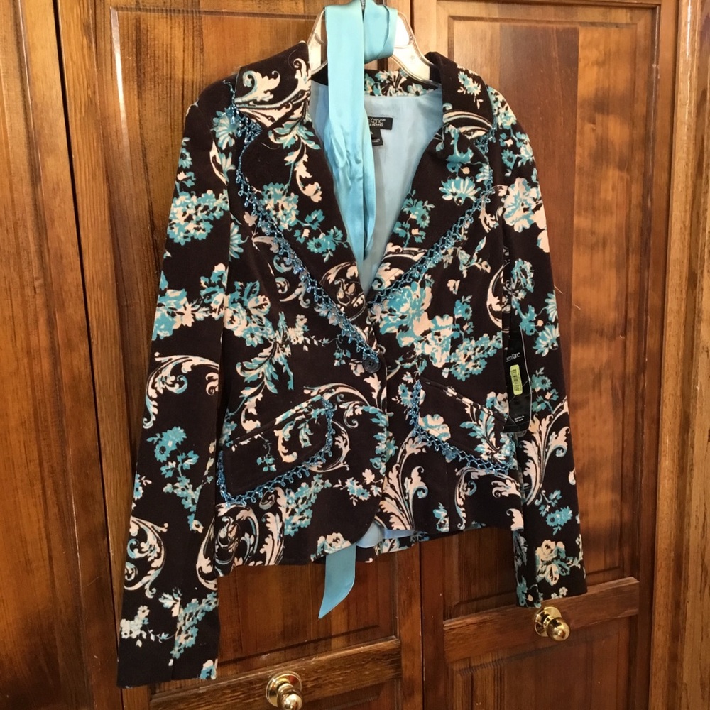 Karen Kane blazer, "6", NWT, jeweled collar/cuff edges
